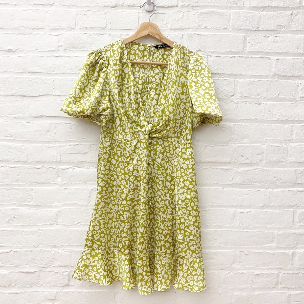 Zara || Floral Knot Twist Front Plunge Mini Dress Floral Green White Medium